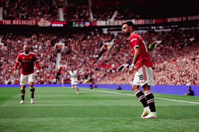  莱比锡福斯贝里任意球直接破门，德甲定位球专家名副其实